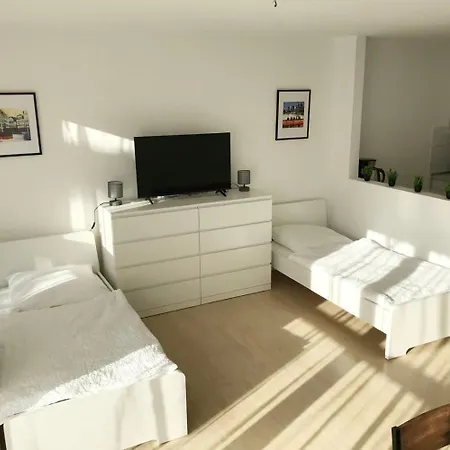 With Balkony In At Dresden Apartment Radebeul