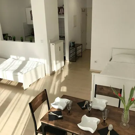 Apartment With Balkony In At Dresden